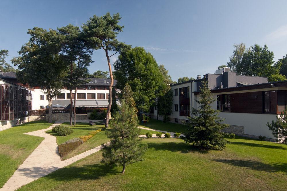 Columna Medica Łask Exterior foto